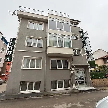 Flora 16 埃迪尔内